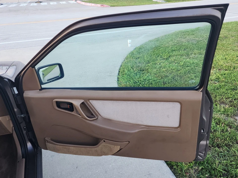 1988 Merkur XR4Ti - Image 28 of 31