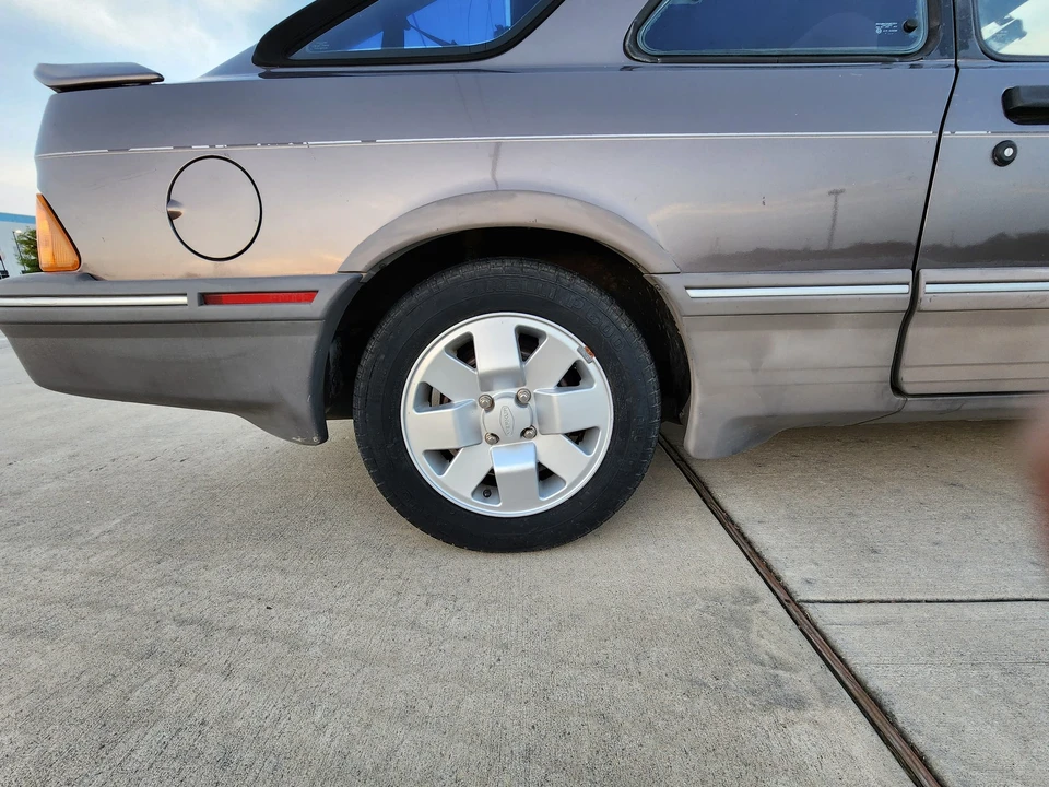 1988 Merkur XR4Ti - Image 22 of 31