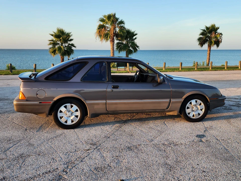 1988 Merkur XR4Ti - Image 9 of 31