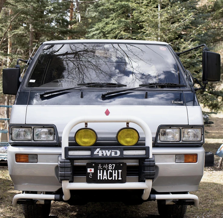 1988 Mitsubishi Delica 3rd Gen - Image 9 of 31