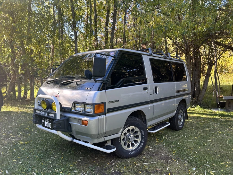 1988 Mitsubishi Delica 3rd Gen - Image 5 of 31