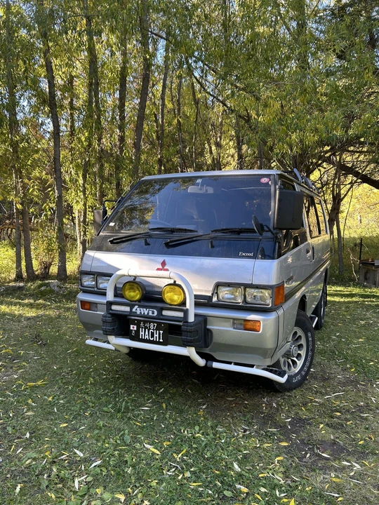 1988 Mitsubishi Delica 3rd Gen - Image 8 of 31