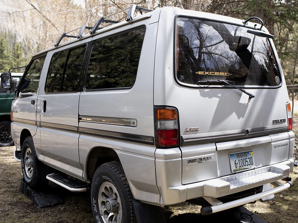1988 Mitsubishi Delica 3rd Gen - Image 22 of 31