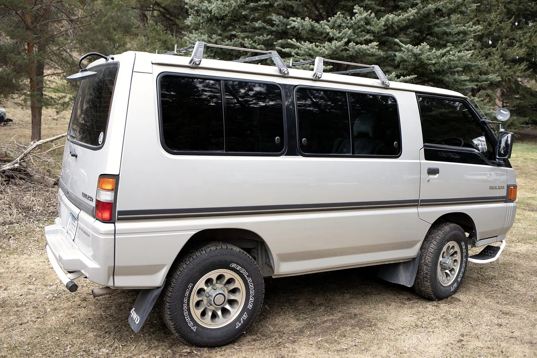 1988 Mitsubishi Delica 3rd Gen - Image 18 of 31