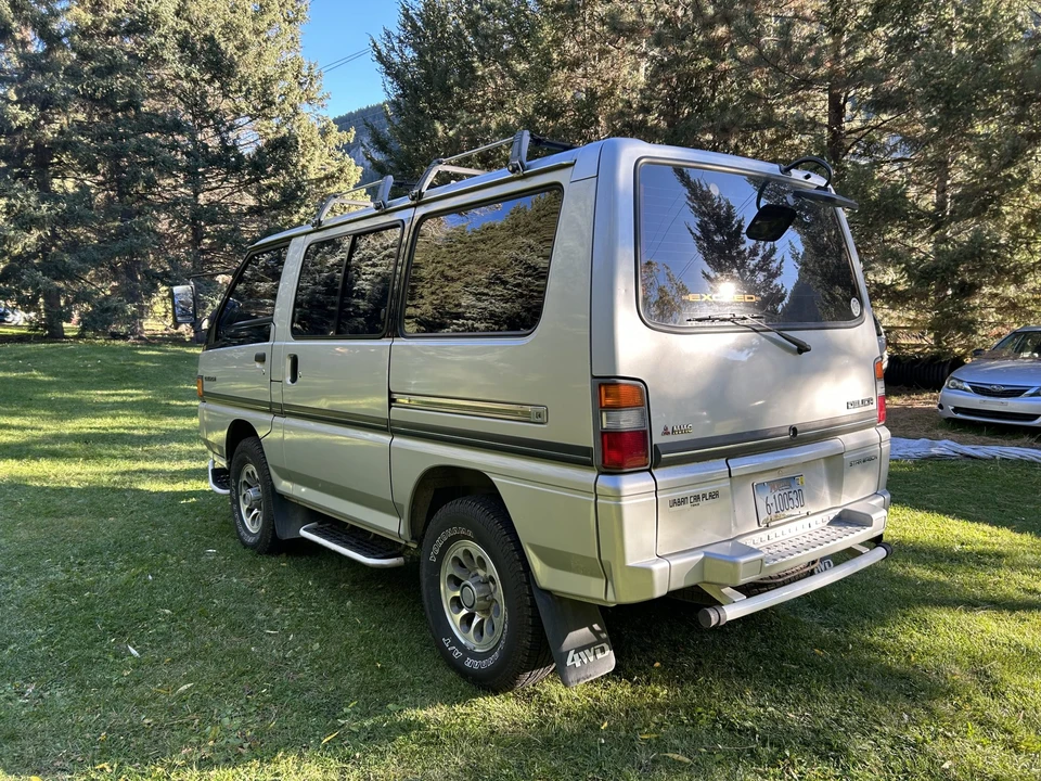 1988 Mitsubishi Delica 3rd Gen - Image 21 of 31