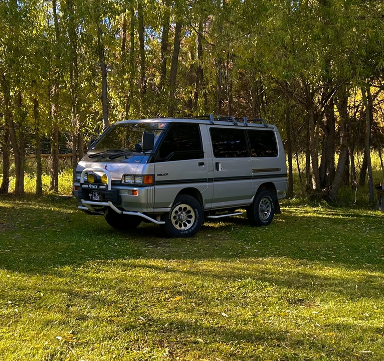 1988 Mitsubishi Delica 3rd Gen - Image 2 of 31