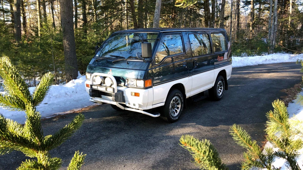 1988 Mitsubishi Delica 3rd Gen - Image 4 of 31