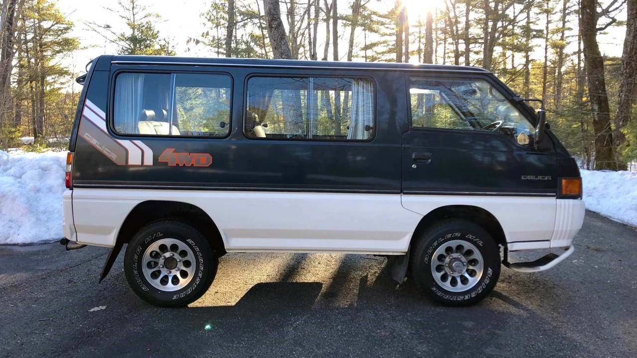 1988 Mitsubishi Delica 3rd Gen - Image 15 of 31