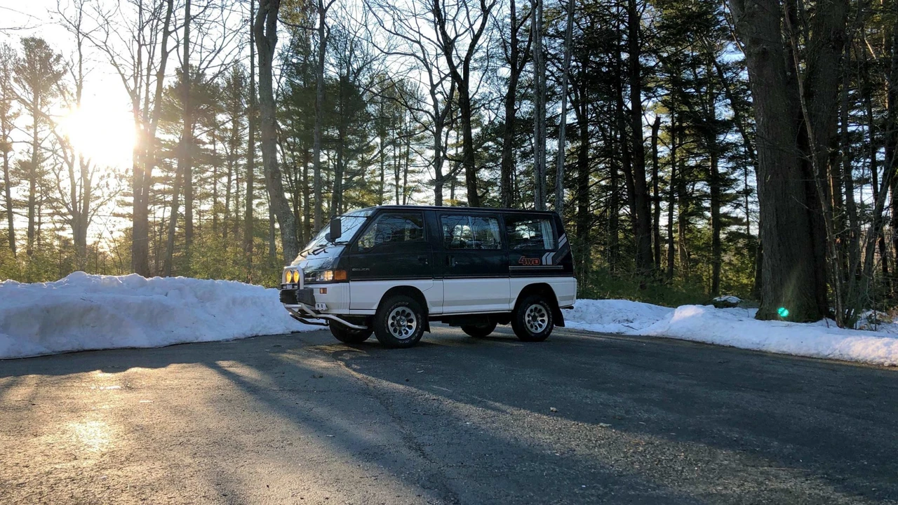 1988 Mitsubishi Delica 3rd Gen - Image 2 of 31