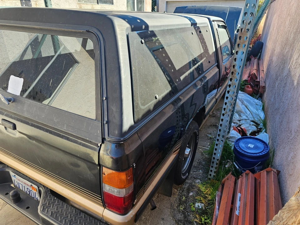 1988 Mitsubishi Triton 2nd Gen - Image 3 of 15
