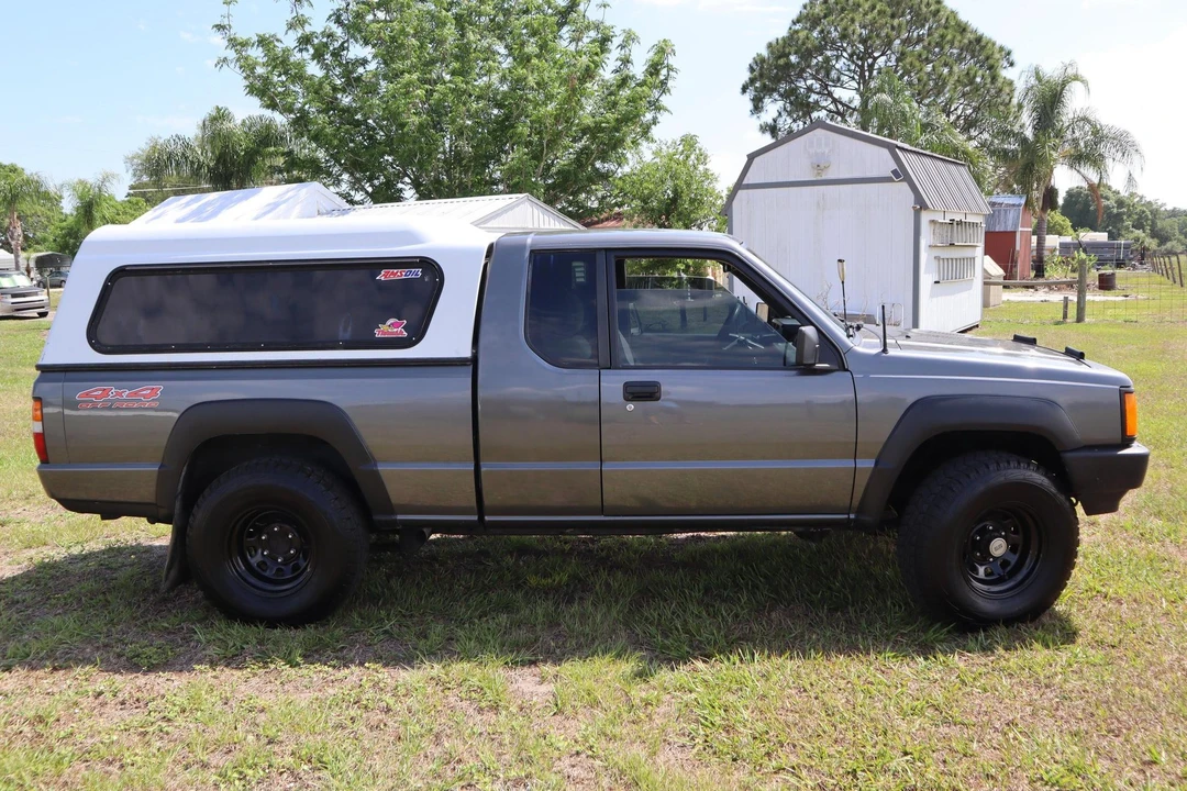 1988 Mitsubishi Triton 2nd Gen - Image 3 of 5