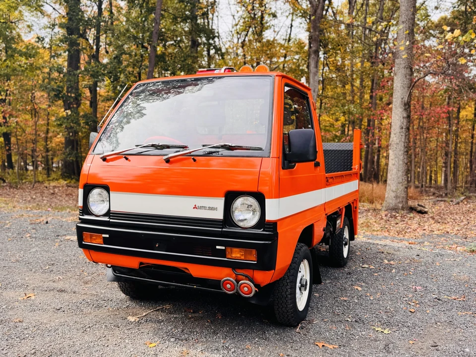 1988 Mitsubishi Minicab 4th Gen - Image 11 of 31