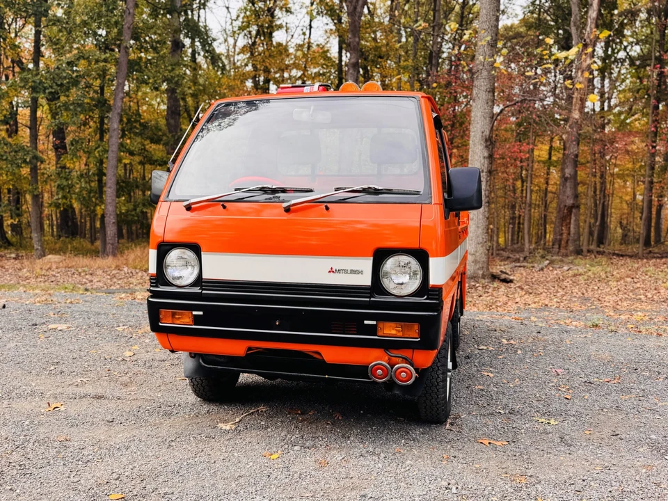 1988 Mitsubishi Minicab 4th Gen - Image 12 of 31