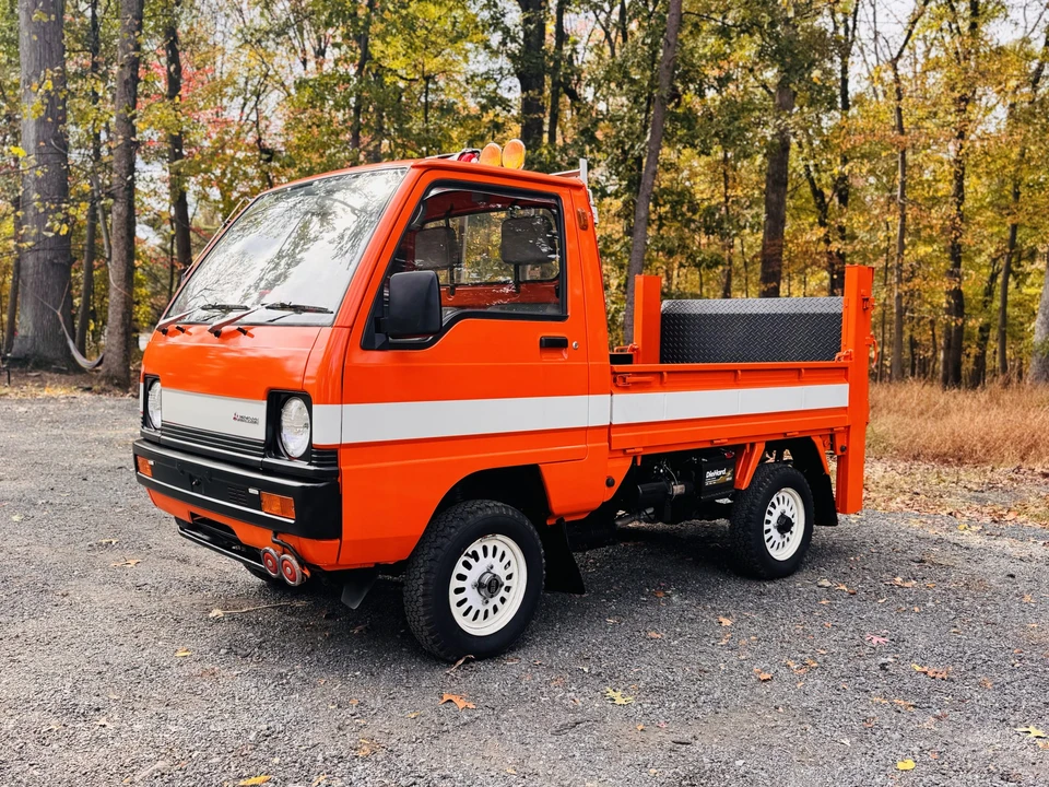 1988 Mitsubishi Minicab 4th Gen - Image 3 of 31