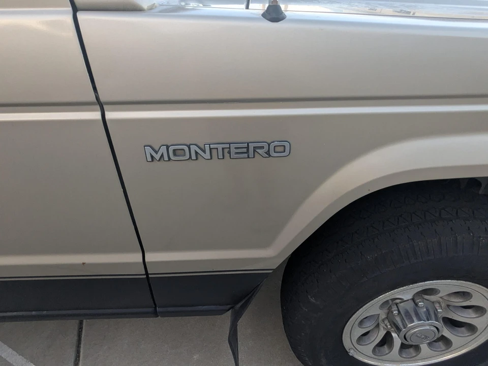 1988 Mitsubishi Pajero/Montero 1st Gen - Image 31 of 31