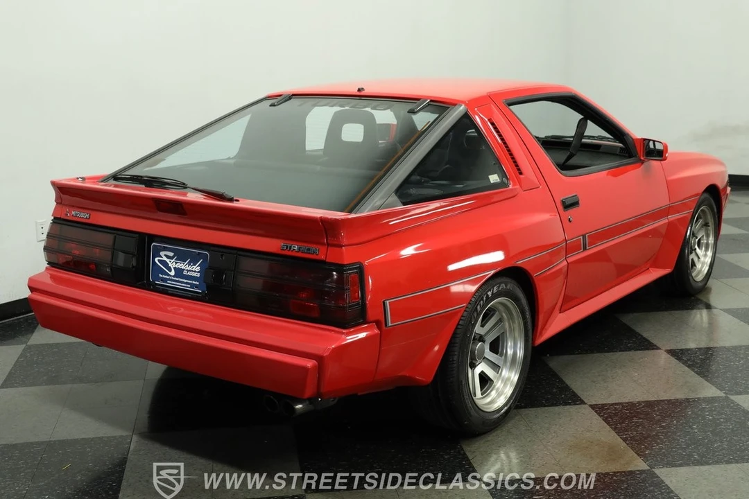 1988 Mitsubishi Starion - Image 10 of 12
