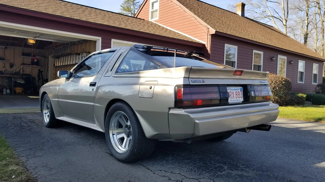 1988 Chrysler Conquest - Image 7 of 31