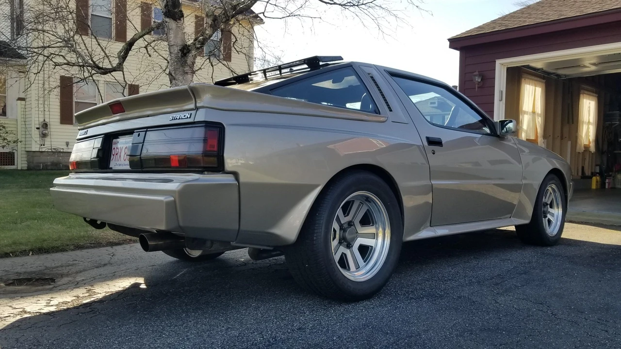 1988 Chrysler Conquest - Image 9 of 31