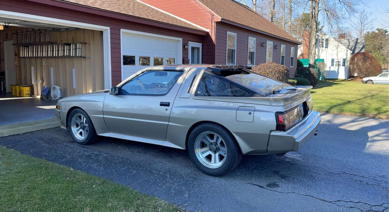 1988 Chrysler Conquest - Image 6 of 31