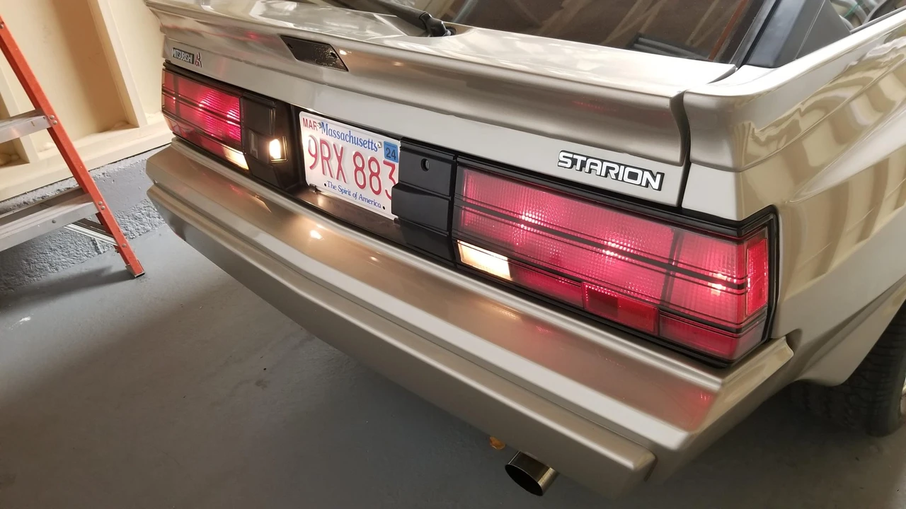 1988 Chrysler Conquest - Image 20 of 31