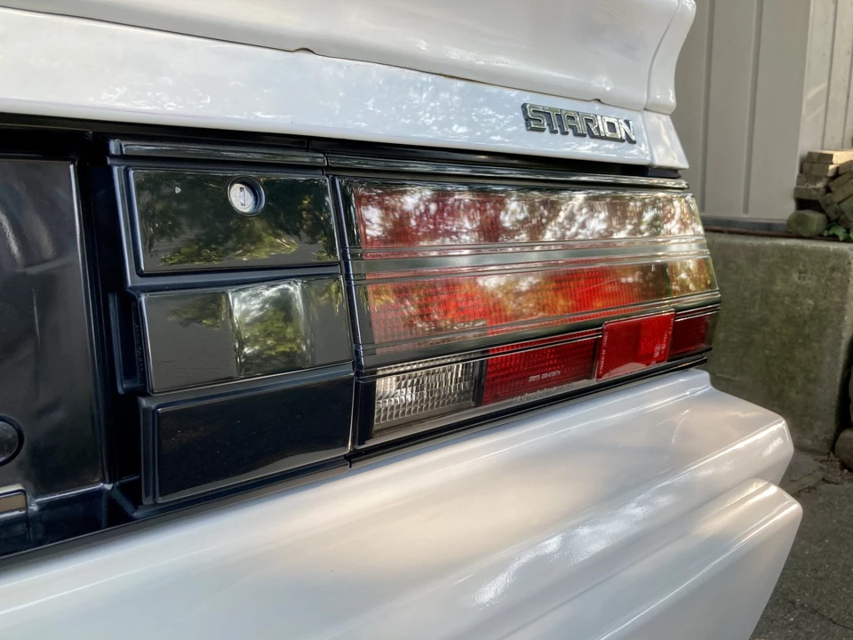 1988 Chrysler Conquest - Image 25 of 31