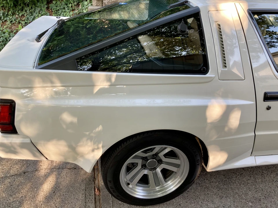 1988 Chrysler Conquest - Image 28 of 31