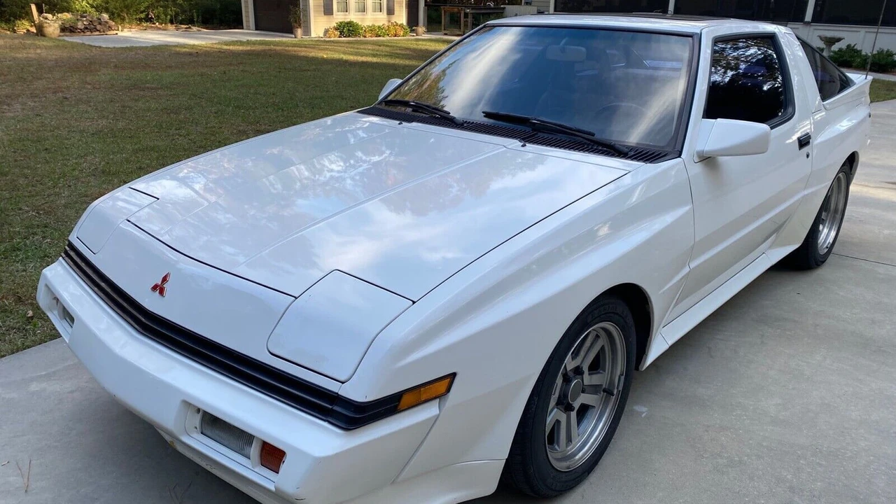 1988 Mitsubishi Starion - Image 12 of 12