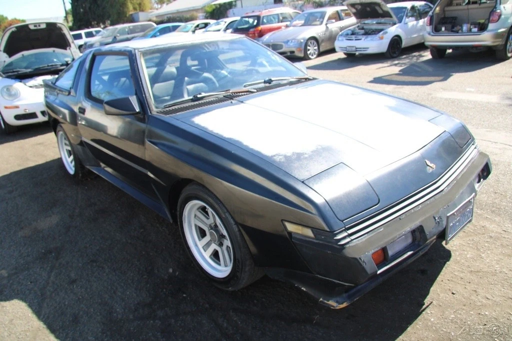 1988 Mitsubishi Starion - Image 8 of 21