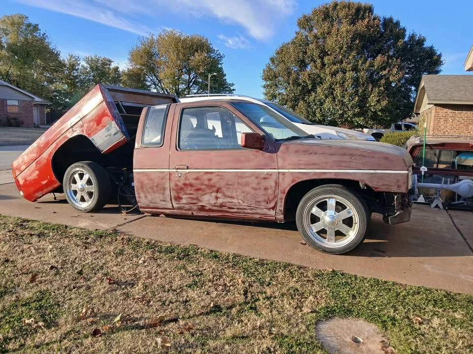 1988 Nissan Frontier - Image 4 of 20