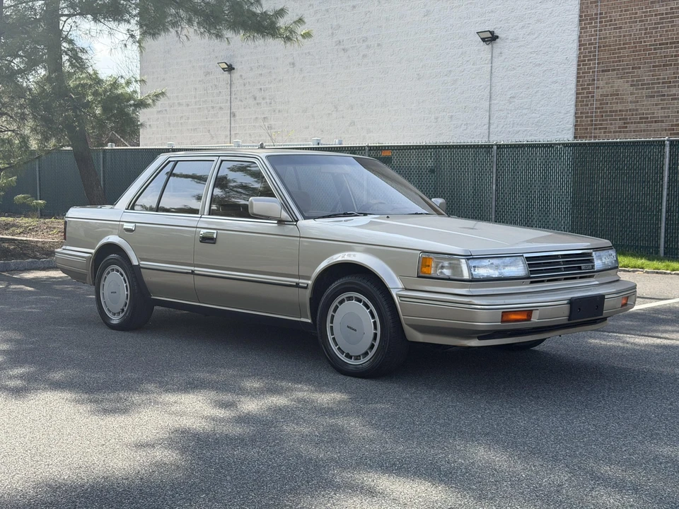 1988 Nissan Maxima 2nd Gen - Image 15 of 31