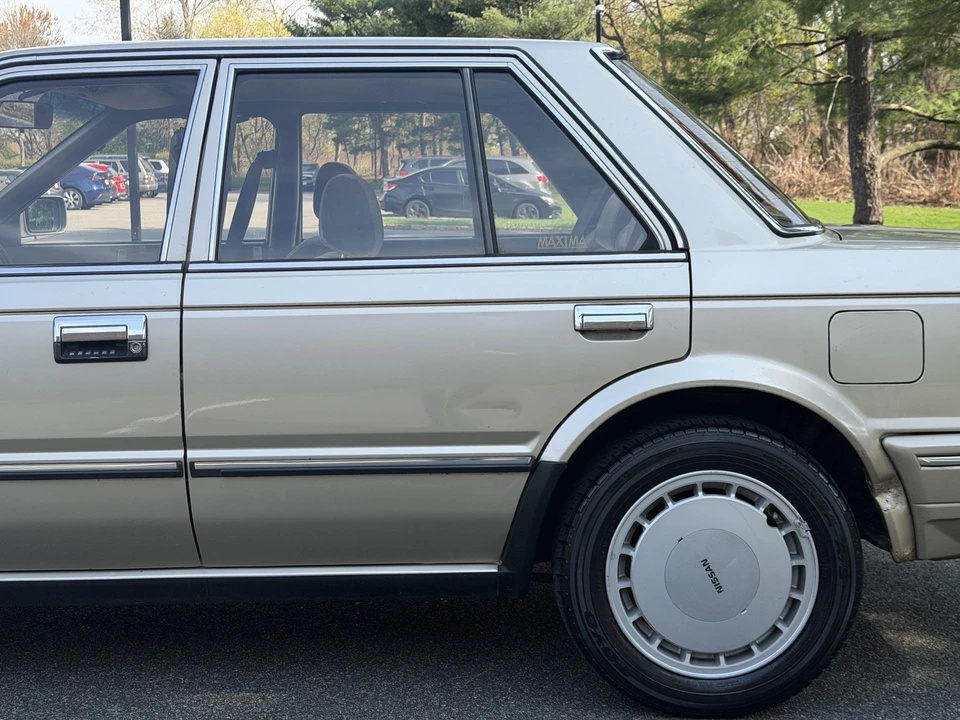 1988 Nissan Maxima 2nd Gen - Image 26 of 31