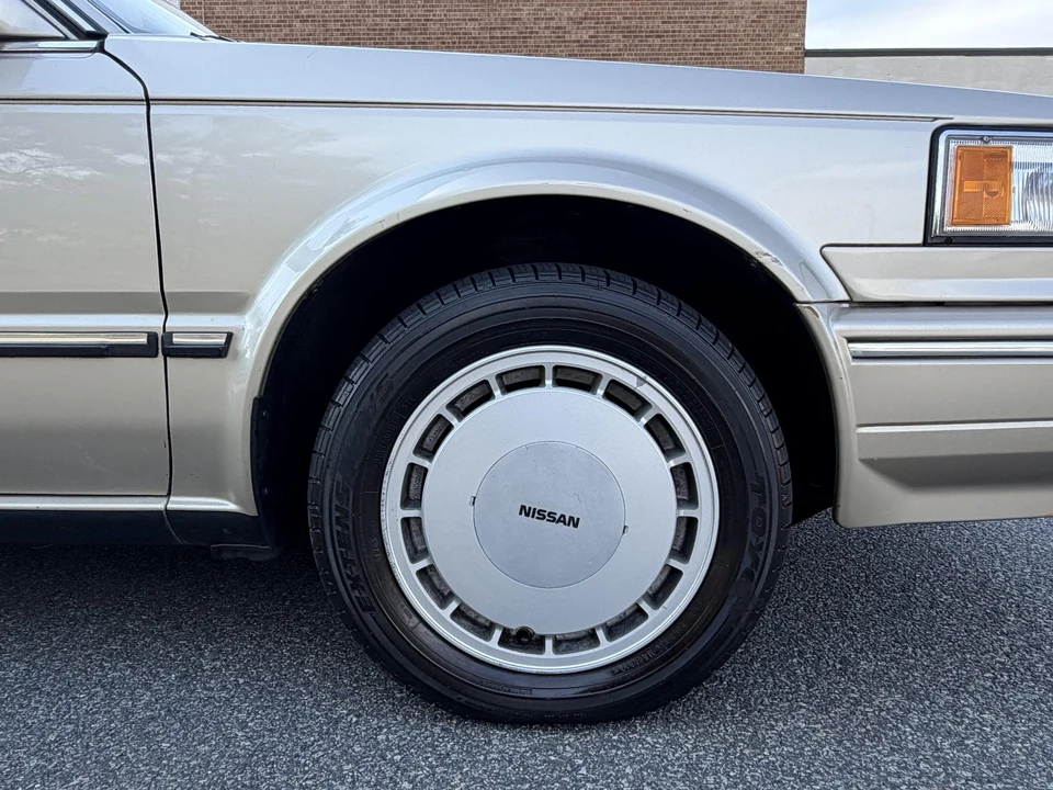 1988 Nissan Maxima 2nd Gen - Image 30 of 31
