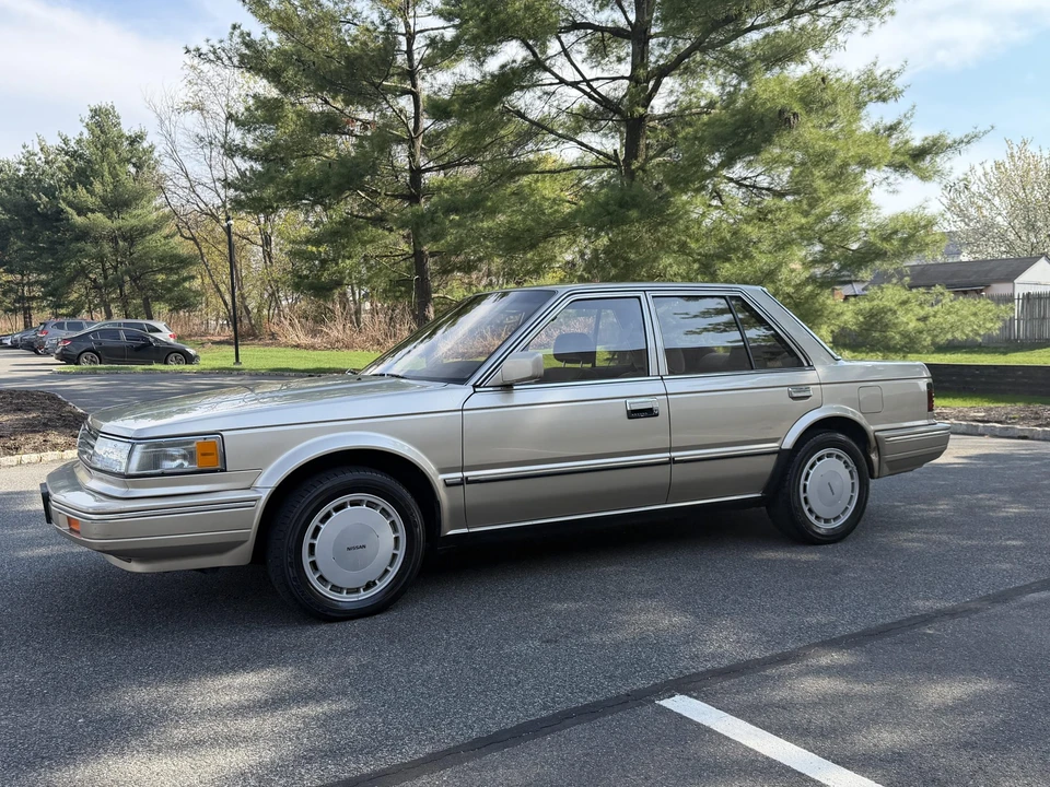 1988 Nissan Maxima 2nd Gen - Image 7 of 31