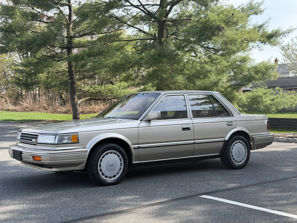 1988 Nissan Maxima 2nd Gen - Image 6 of 31