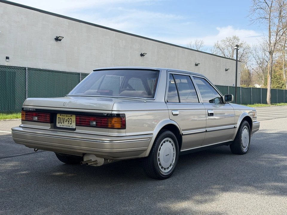 1988 Nissan Maxima 2nd Gen - Image 12 of 31