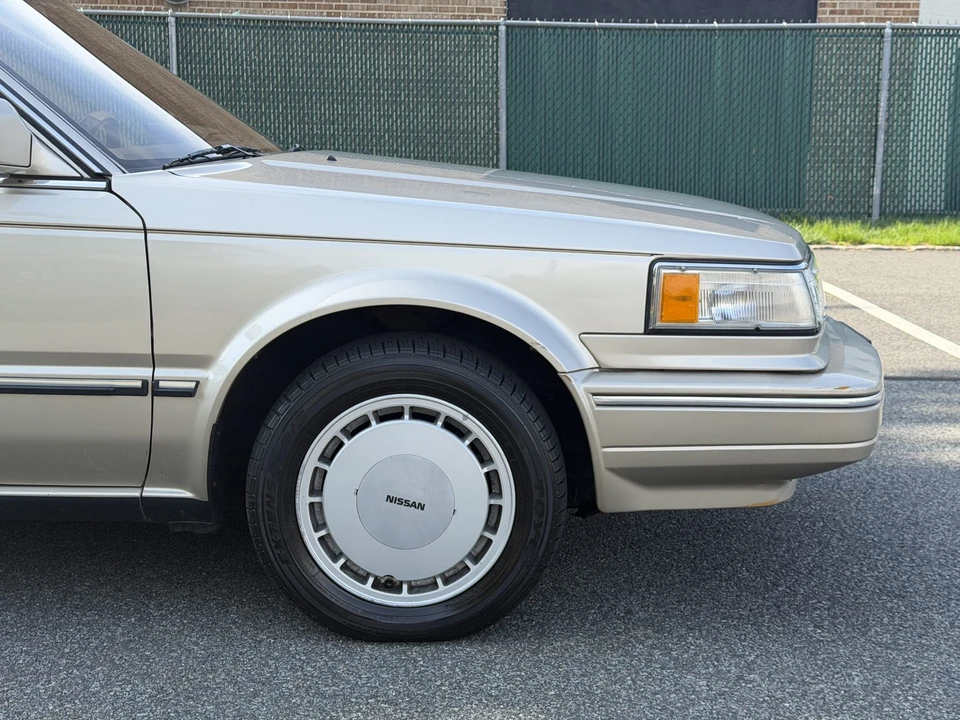 1988 Nissan Maxima 2nd Gen - Image 28 of 31