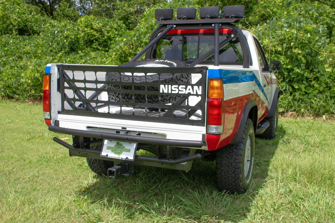 1988 Nissan - Image 11 of 13