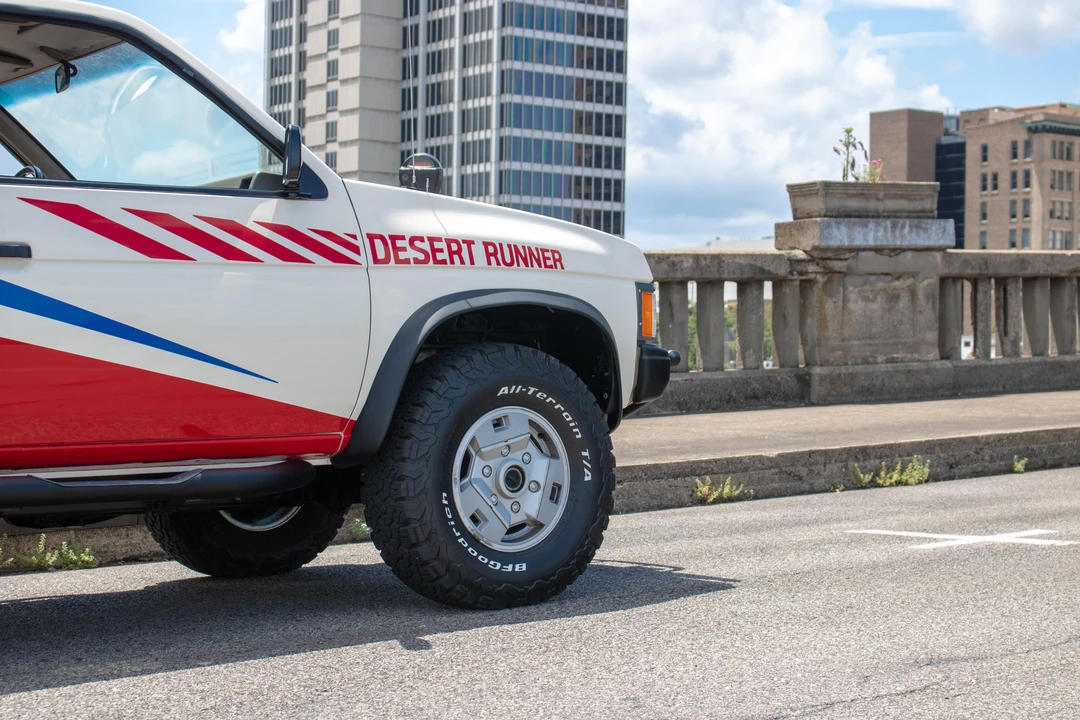 1988 Nissan - Image 12 of 13