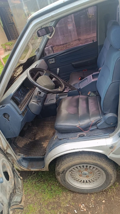 1988 Nissan Vanette - Image 5 of 11