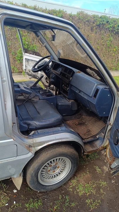 1988 Nissan Vanette - Image 9 of 11