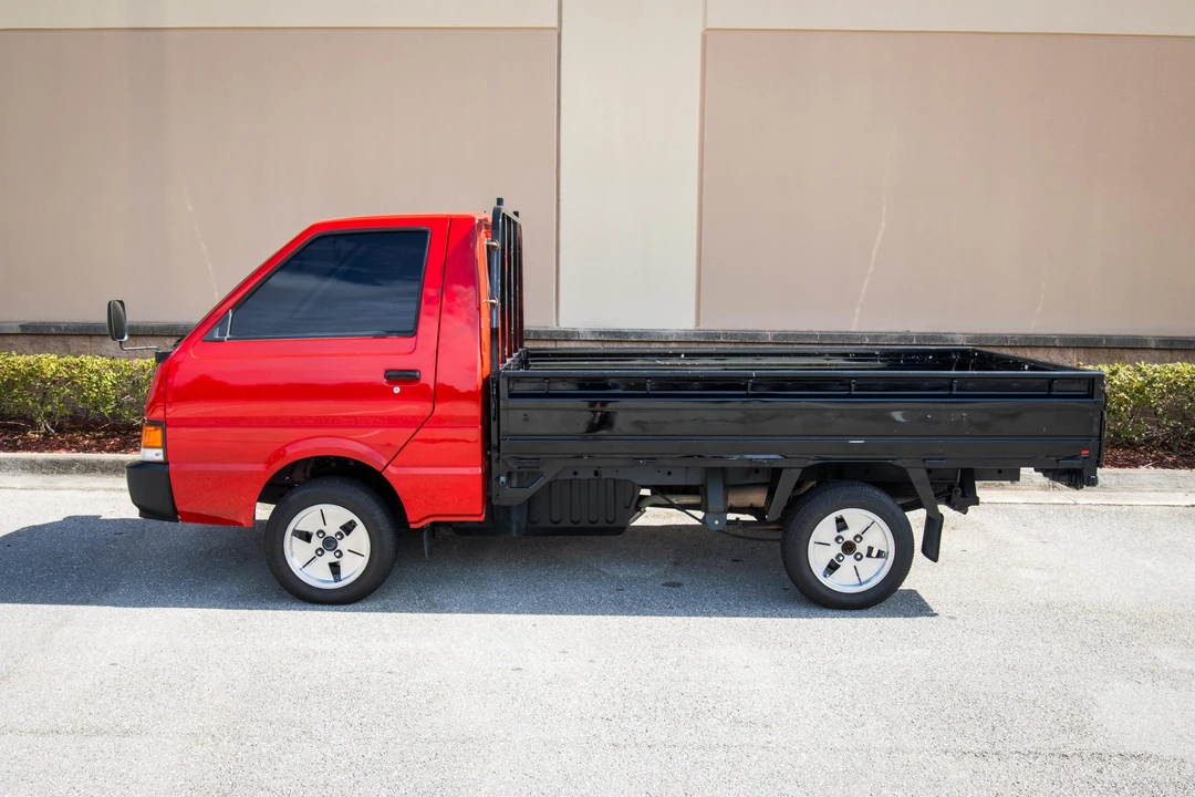 1988 Nissan Vanette 1st Gen - Image 17 of 31