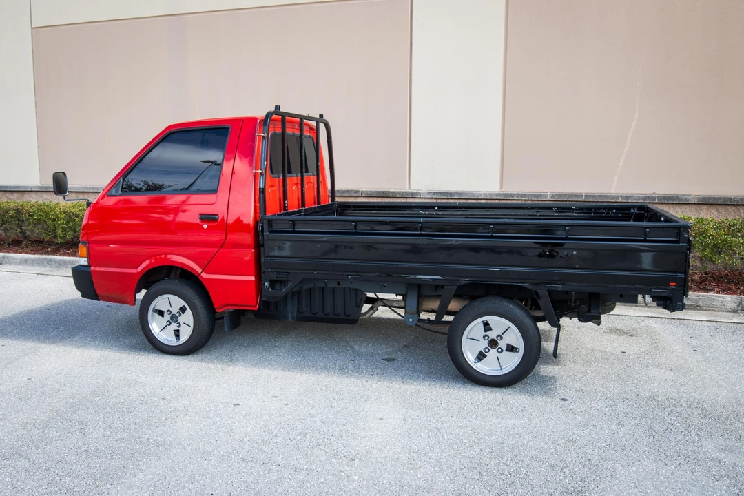1988 Nissan Vanette 1st Gen - Image 19 of 31