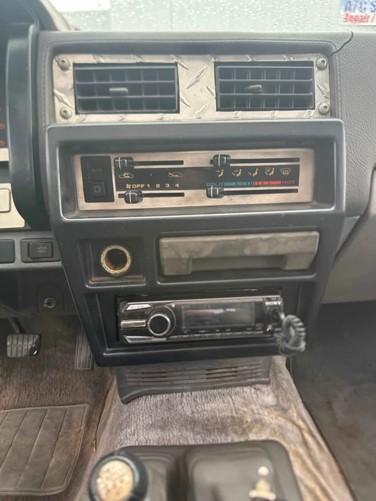 1988 Nissan Cube - Image 17 of 18