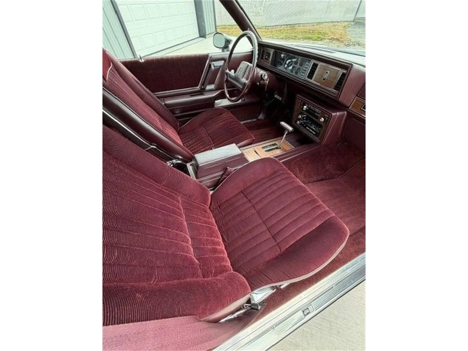 1988 Oldsmobile Cutlass 5th Gen - Image 15 of 23