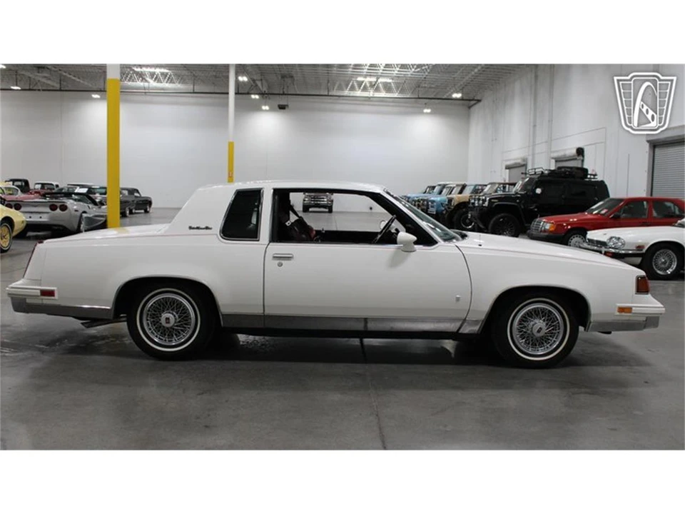 1988 Oldsmobile Cutlass 5th Gen - Image 16 of 31