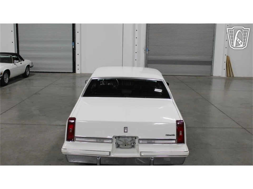 1988 Oldsmobile Cutlass 5th Gen - Image 6 of 31