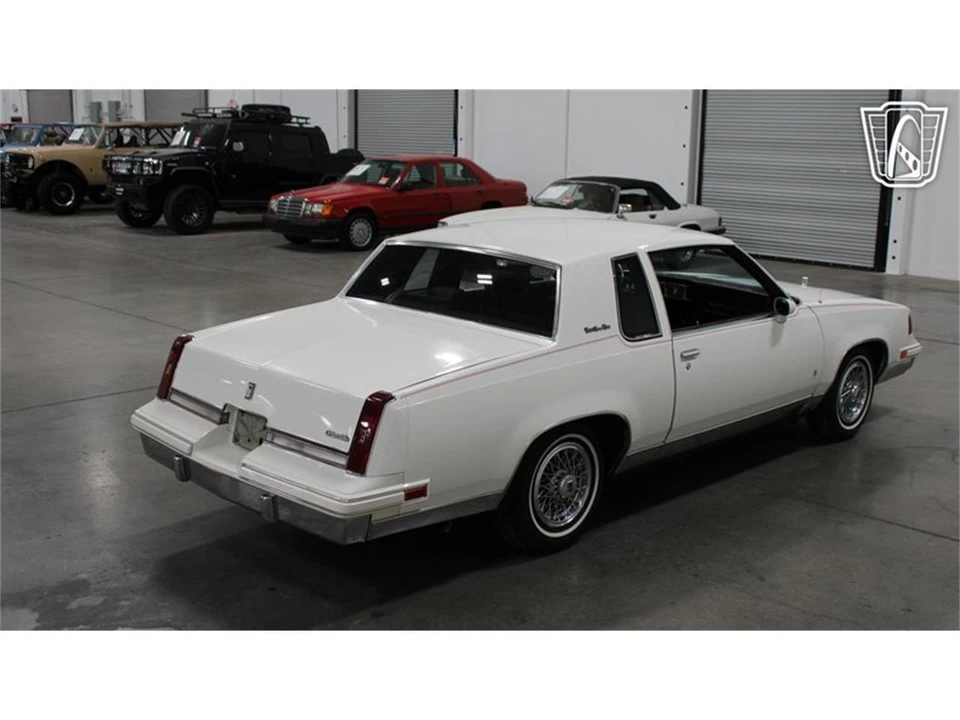 1988 Oldsmobile Cutlass 5th Gen - Image 7 of 31