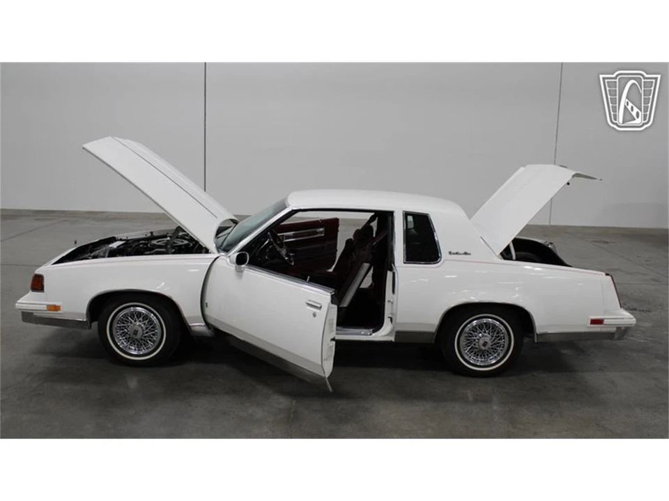 1988 Oldsmobile Cutlass 5th Gen - Image 28 of 31