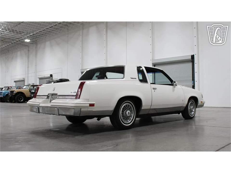 1988 Oldsmobile Cutlass 5th Gen - Image 23 of 31
