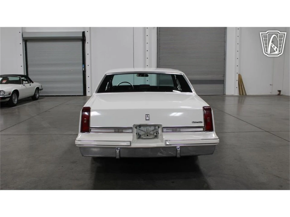 1988 Oldsmobile Cutlass 5th Gen - Image 14 of 31